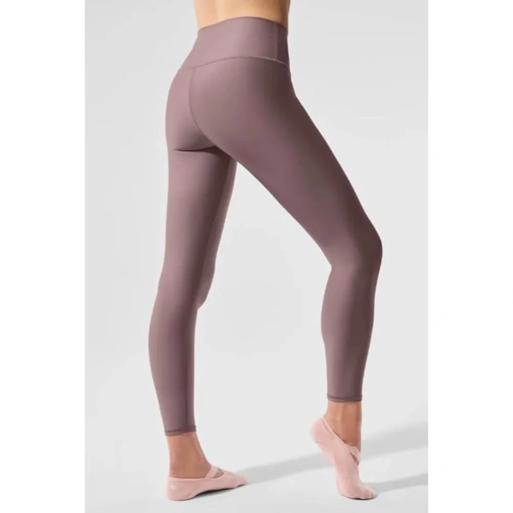 ALO Yoga new alo